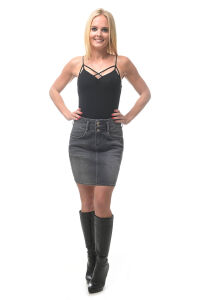 Casual denim skirt with high waistband